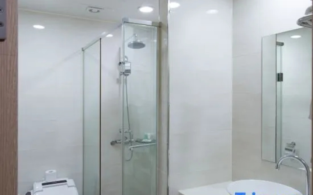 Narsha Tourist Hotel
