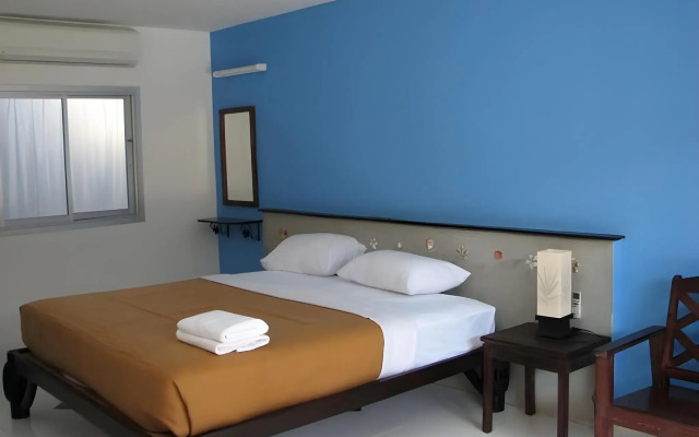 Baan Klang Noen Apartment