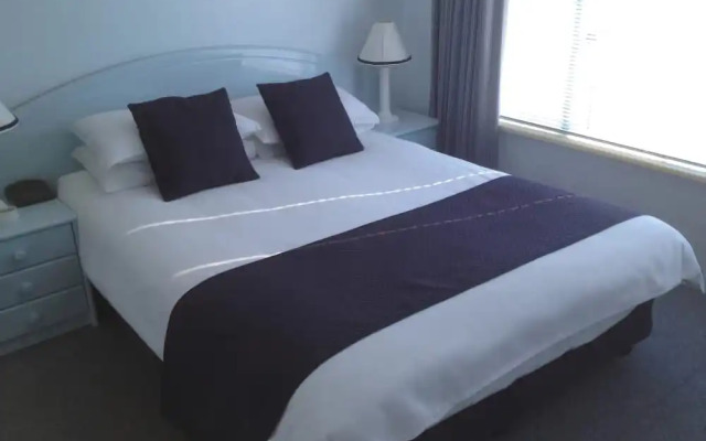 Breakers Apartments Mollymook