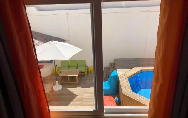 Surfer's Den Ericeira