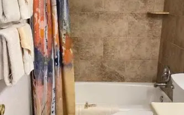Buffalo Ridge Apartment #104-A