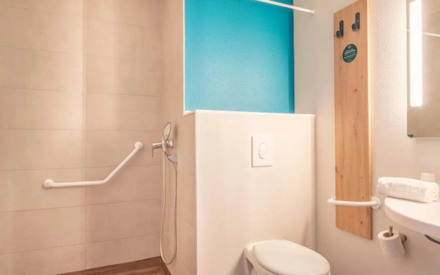 B&B HOTEL Saint-Martin-de-Crau Alpilles Camargue
