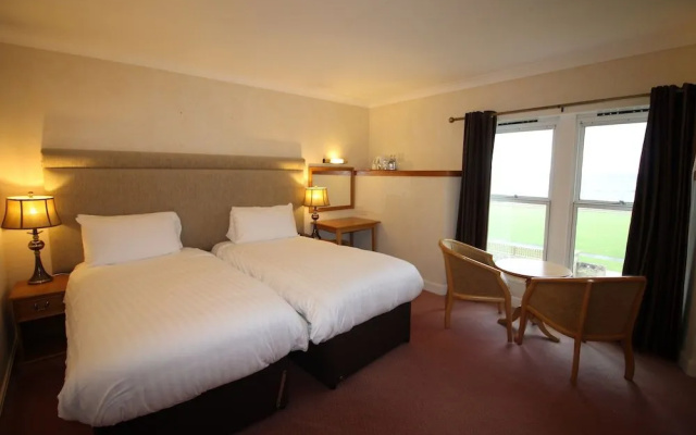 Parkstone Hotel