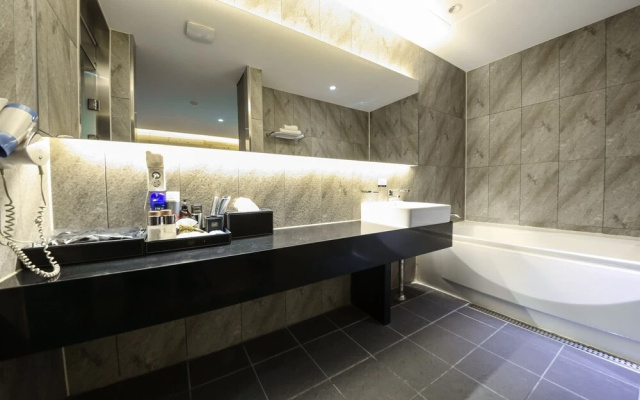 Moor Hotel by Anook Mokpo