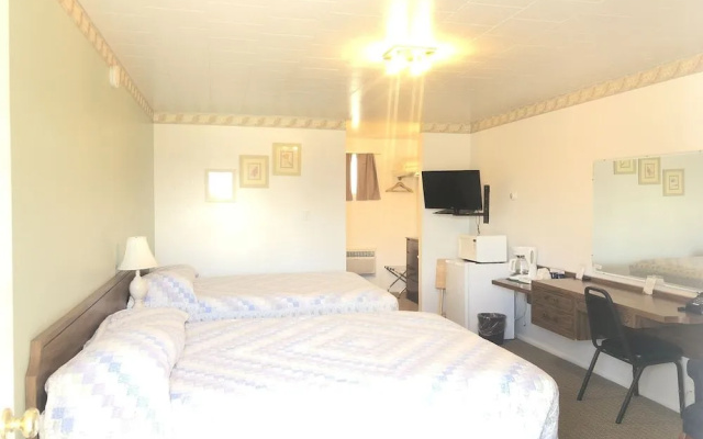 The Fossil Butte Motel