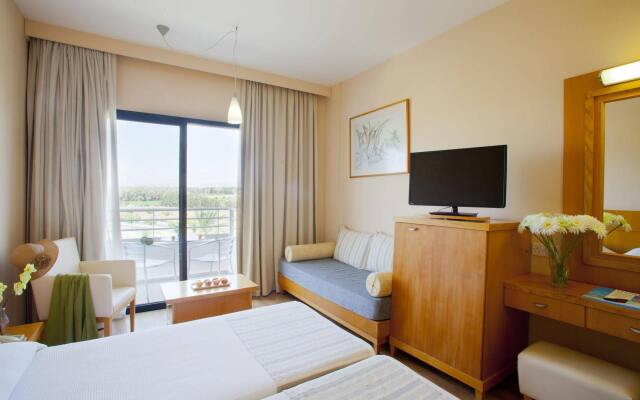 Отель Louis Phaethon Beach - All Inclusive комната для гостей