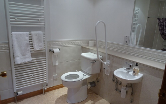 Coach House 4