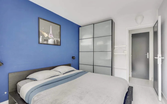 Modern 1bedroom Flat With Terrace in Trendy Paris XI