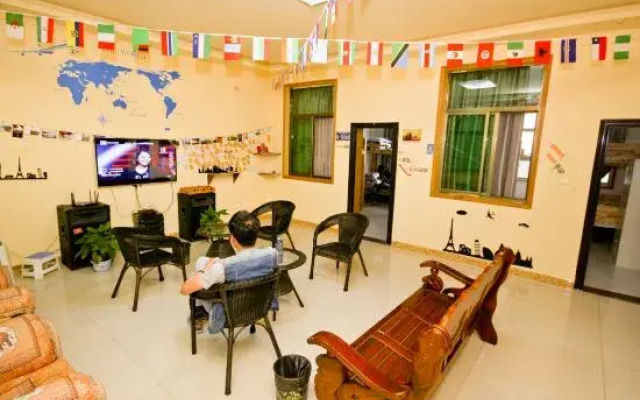 Huashanyi Loft Youth Hostel