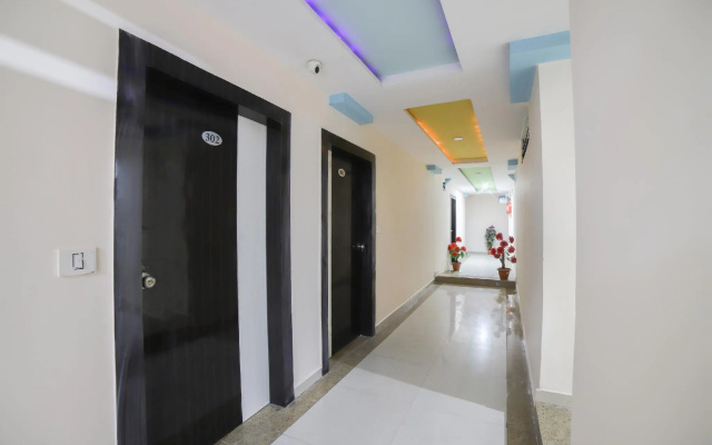 OYO 70175 Hotel Green Palace