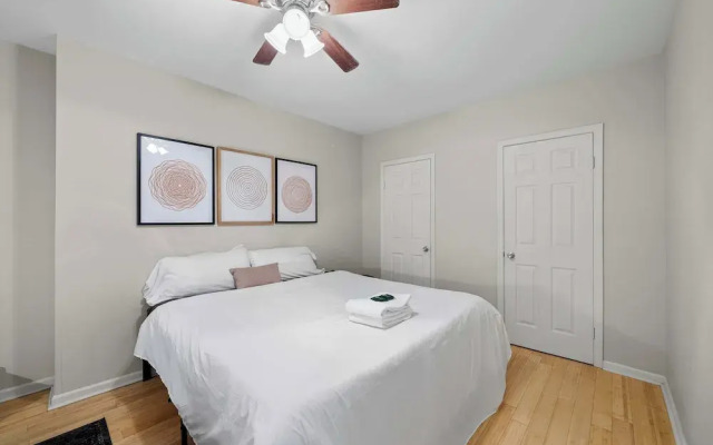 The Luxe Pearl Residences 872
