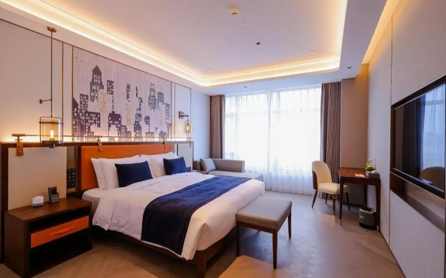 Golden Tulip Shanghai Hongqiao Yankuang Hotel