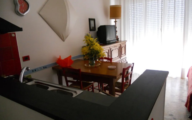 Solaria 1 and 2 - Ospedaletti Ligure - Lungomare C Colombo Nrfloor