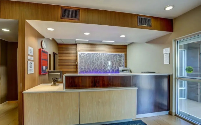 Fairfield Inn & Suites By Marriott Memphis