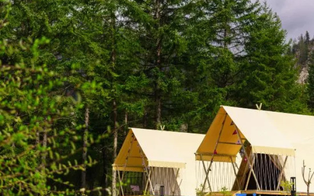 Ganhaizi Forest Camp