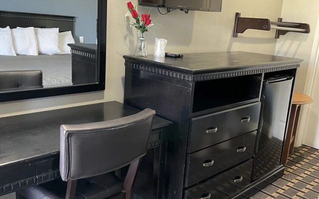 Villa Inn & Suites
