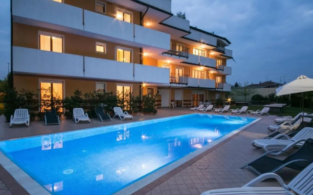 Peschiera - Pool & Garden
