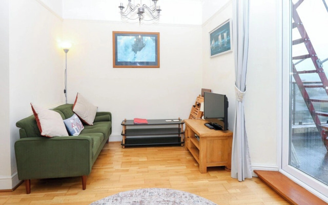 Captains Quarters