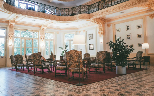 Terres de France - Appart'Hôtel Le Splendid