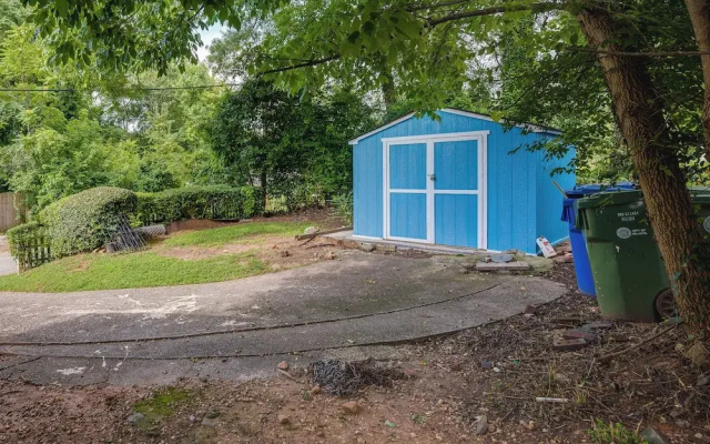2 Mi to Intl Soccer Play! Ideal ATL Home Base
