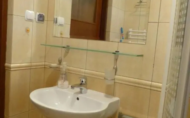 Apartament 210