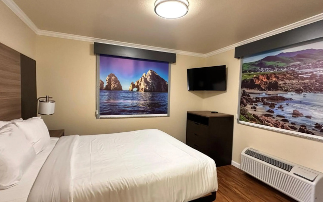 Beachwalker Inn and Suites