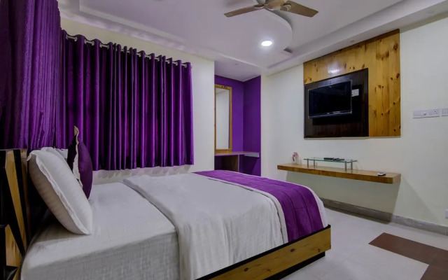 OYO 12812 Four Seasons Villa