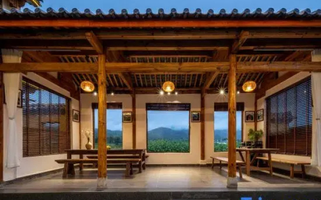 Shaxi Inviting Moon Guesthouse