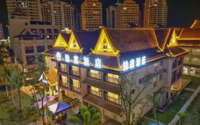 Platinum Hotel