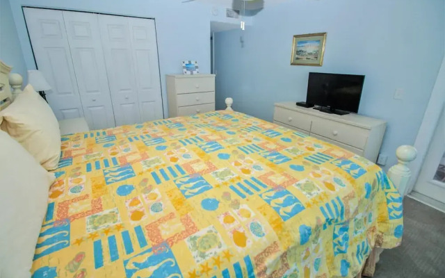 Point East 301