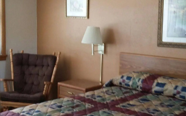 Skyline Motel