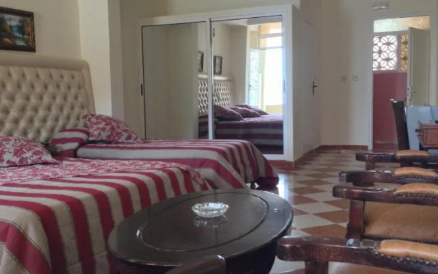 Hotel Amir Plage