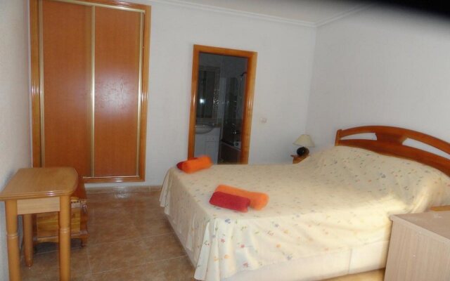 Отель Playamarina 2 Apartments Испания, Ориуэла - отзывы, цены и фото номеров - забронировать отель Playamarina 2 Apartments онлайн комната для гостей