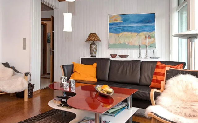Tranquil Holiday Home in Ebeltoft near Sea