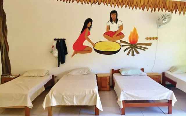 Anaira Hostel