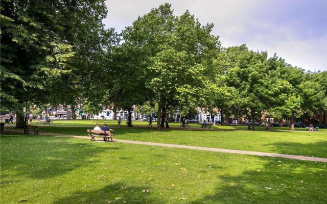 1-bed Flat at the Heart of Fulham & Parsons Green!