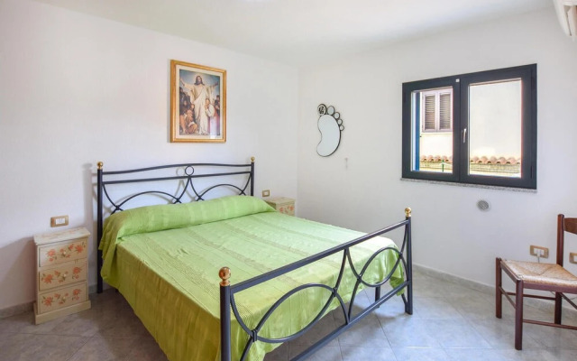 Awesome Home in Siniscola With 3 Bedrooms and Wifi