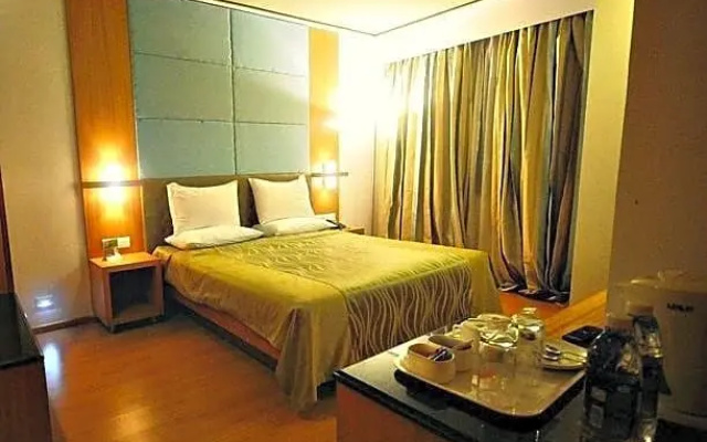 Srinivas Saffron Hotel