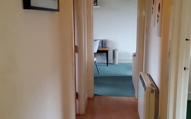 Tony Asga Apartments - Coady Apartment