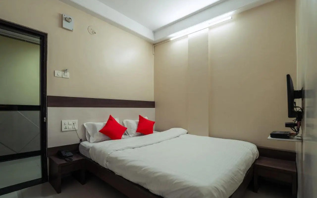Hotel Aashish Deluxe Pet Friendly