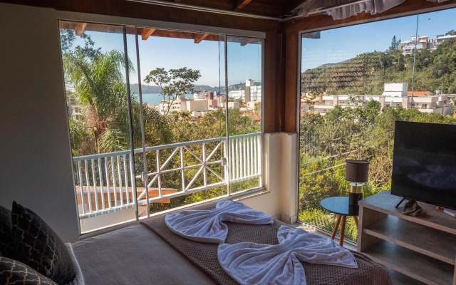 Bombinhas Guest House