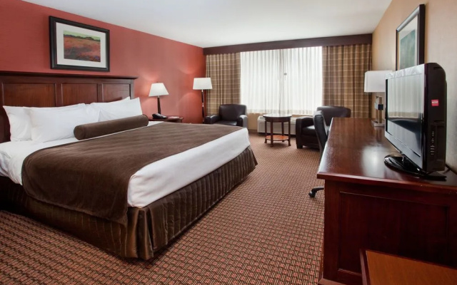 Crowne Plaza Cleveland South - Independence