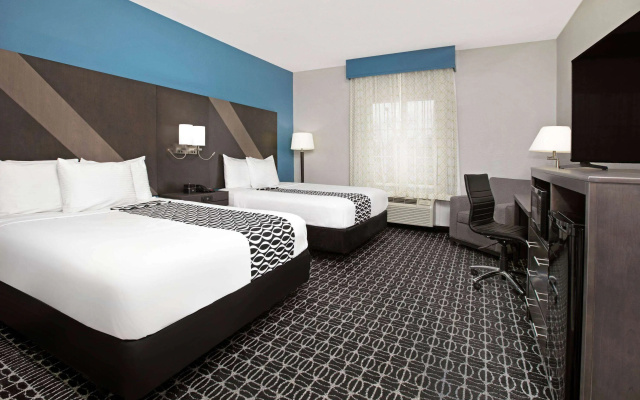 La Quinta Inn & Suites by Wyndham Sulphur Springs