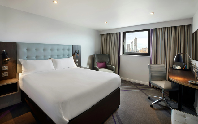 Premier Inn Redditch North - A441