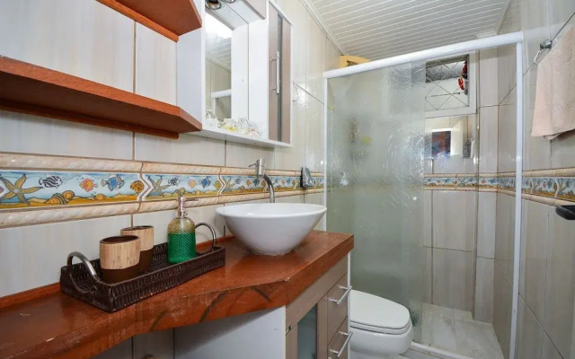 Ampla Casa com Piscina Ponta do Papagaio