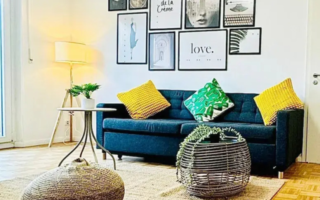 Elegant one bedroom w private terrace