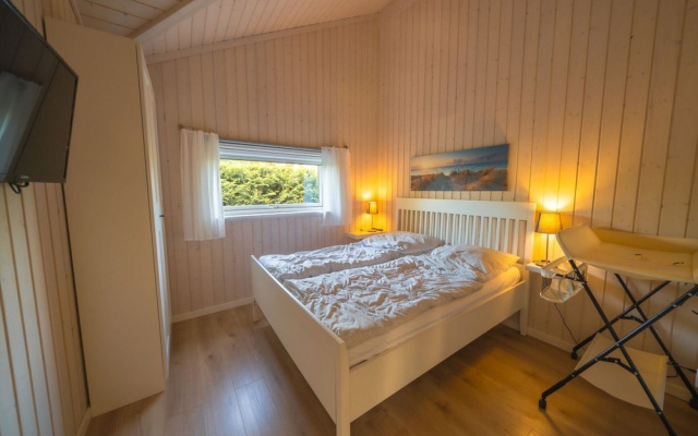 Ferienhaus mit Pool und Sauna am Duemmer See