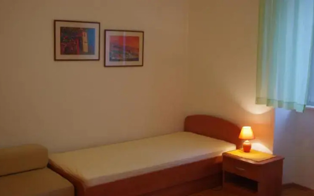 Apartment Luka