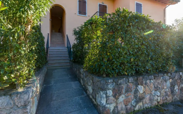 Carlotta'S House Lake