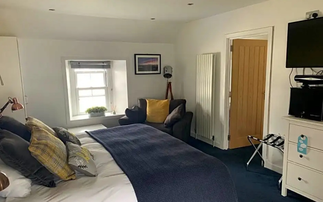Lochindaal Hotel